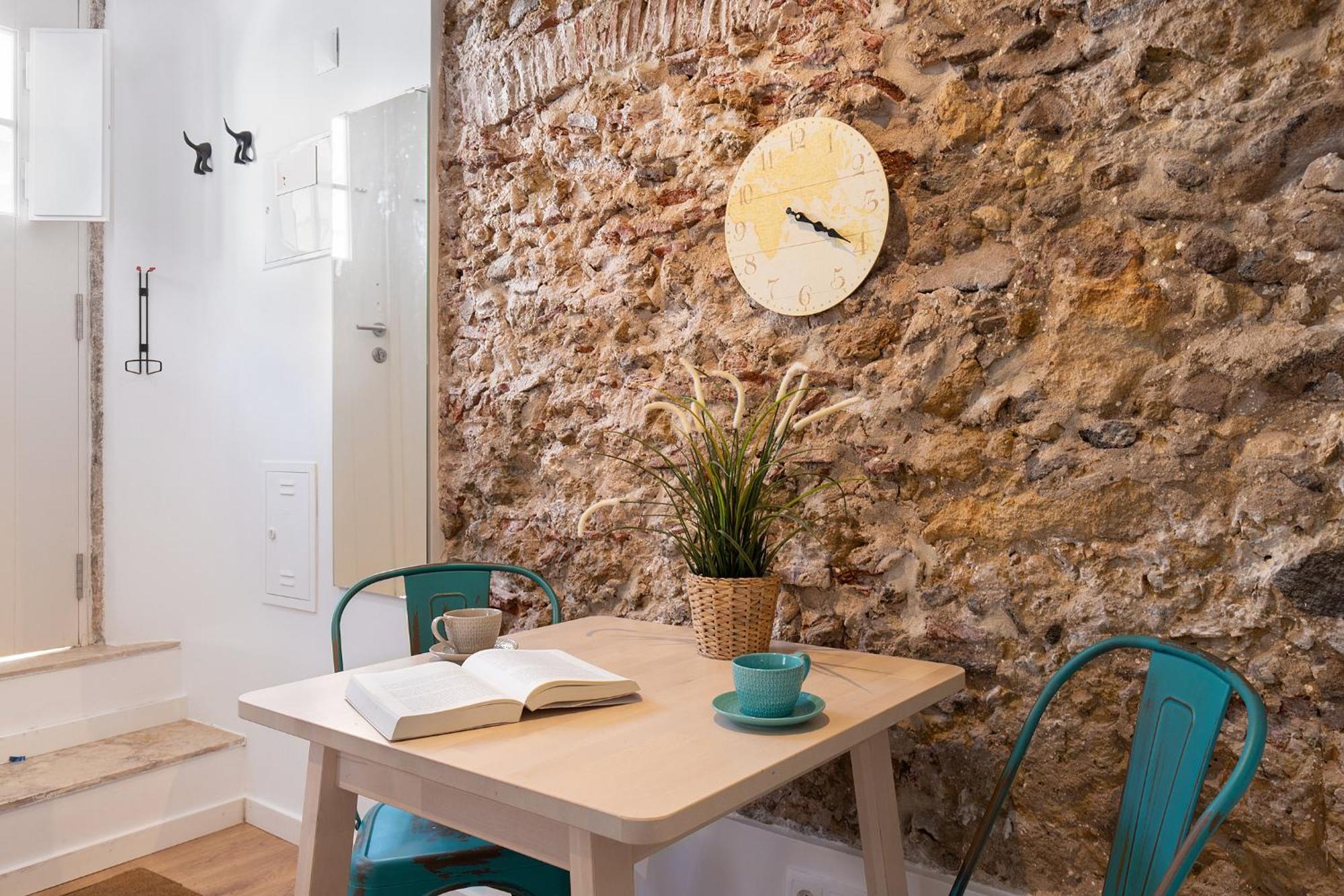 Classic Lisbon Homes: Bright & Central In Belem Exterior foto